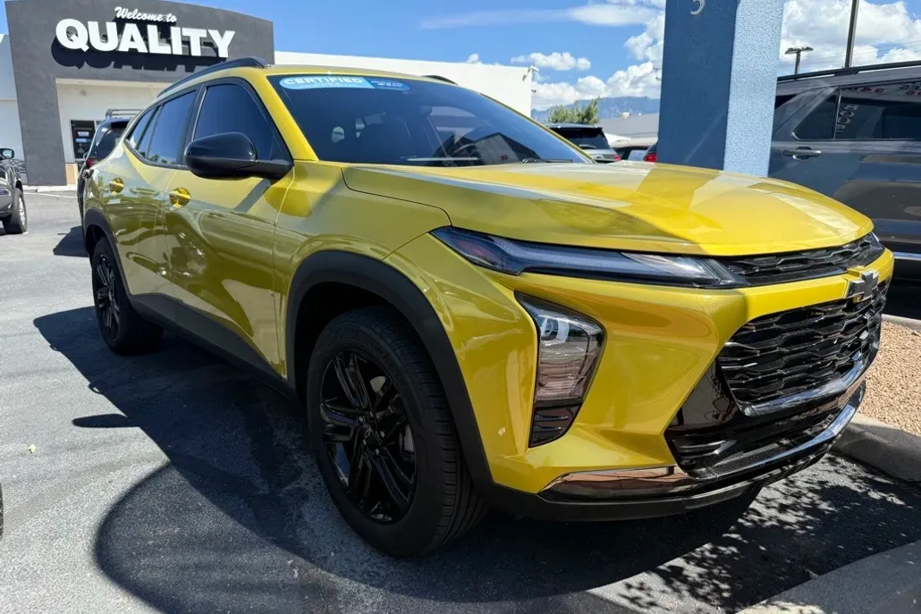 2024 Chevrolet Trax ACTIV photo 1