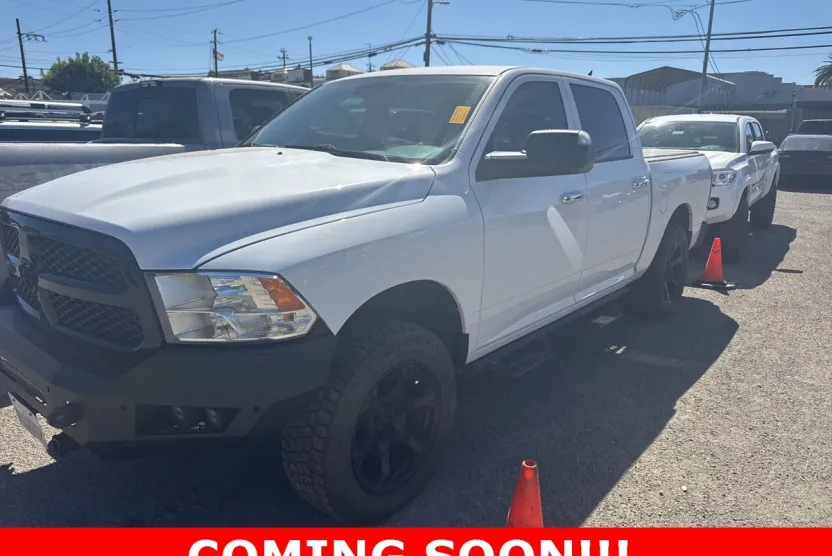 2015 Ram 1500 SLT photo 1