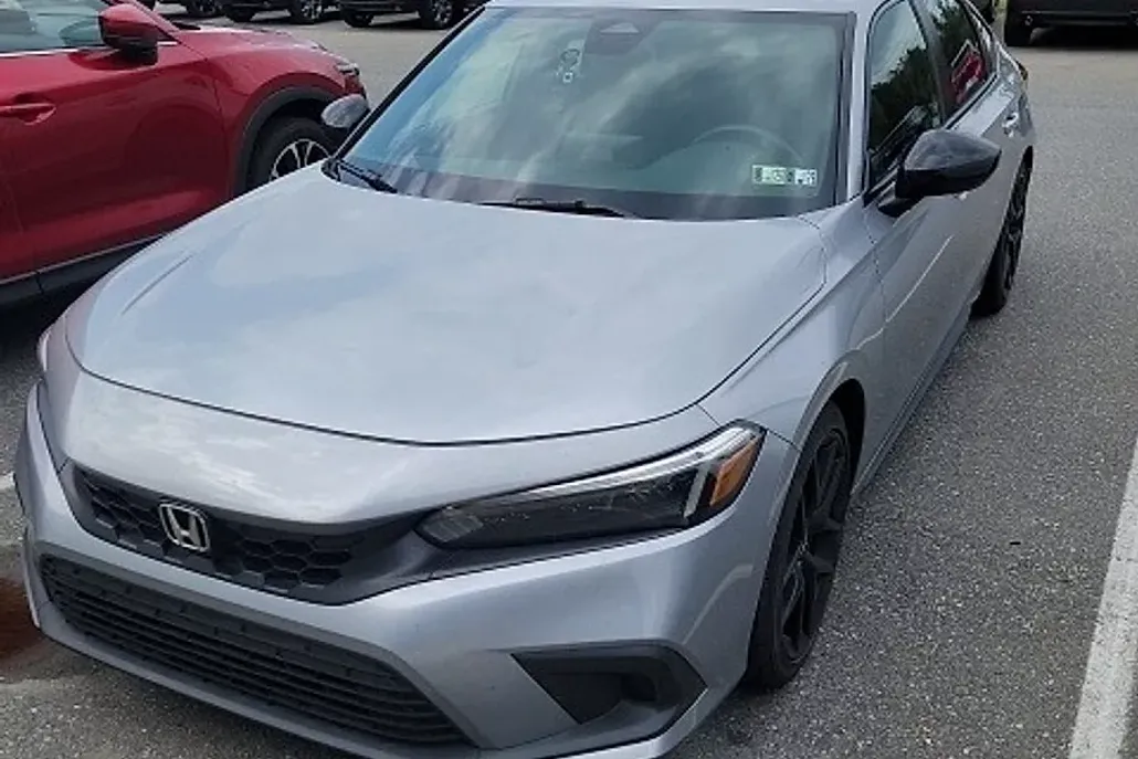 2023 Honda Civic Sport photo 1