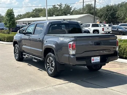 2021 Toyota Tacoma TRD Sport V6 photo 4