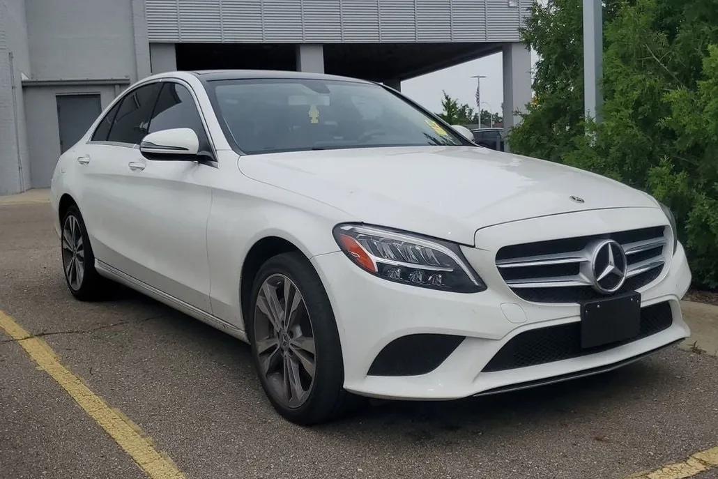 2019 Mercedes Benz C 300 4MATIC photo 1