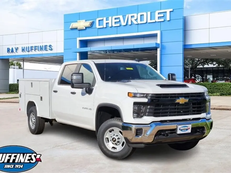 2024 Chevrolet Silverado 2500HD photo 1