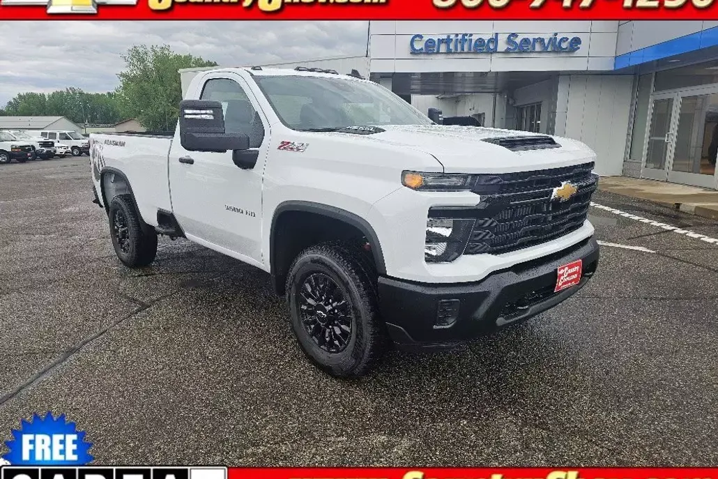 2025 Chevrolet Silverado 3500HD photo 1