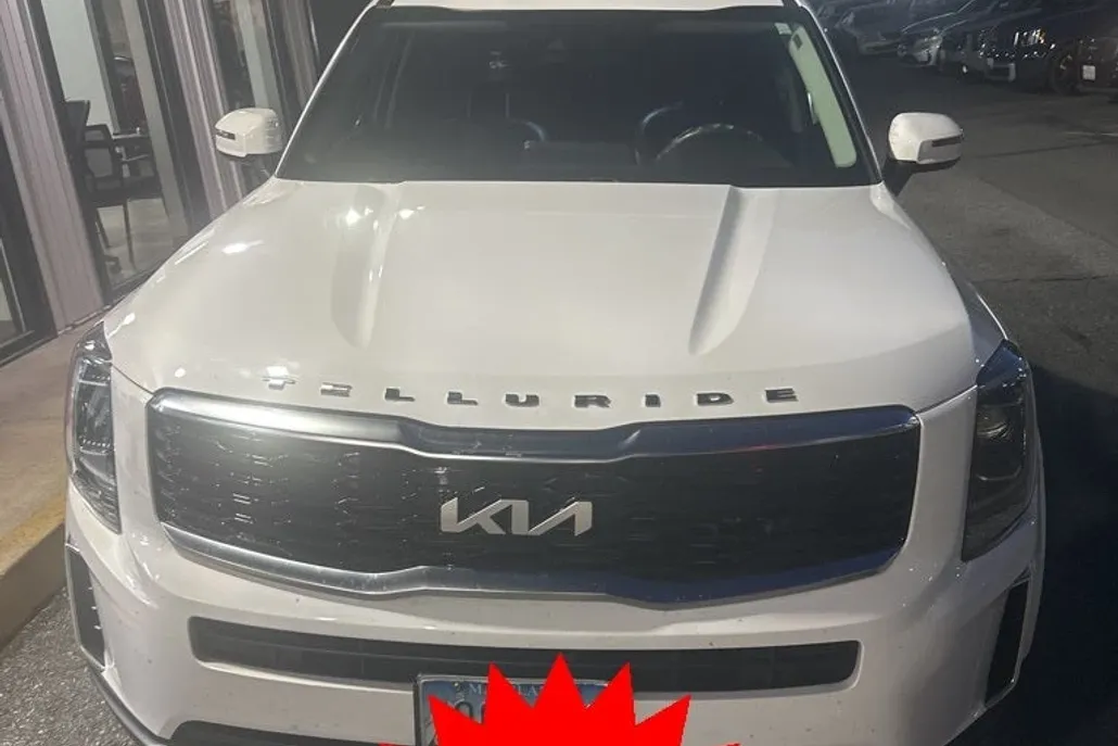 2022 Kia Telluride S photo 1