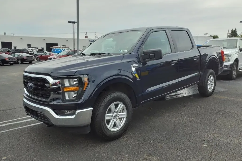 2023 Ford F-150 XLT photo 1