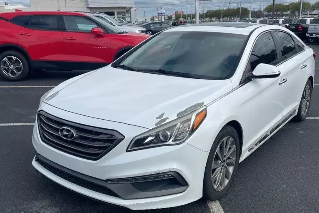 2017 Hyundai Sonata Sport photo 1