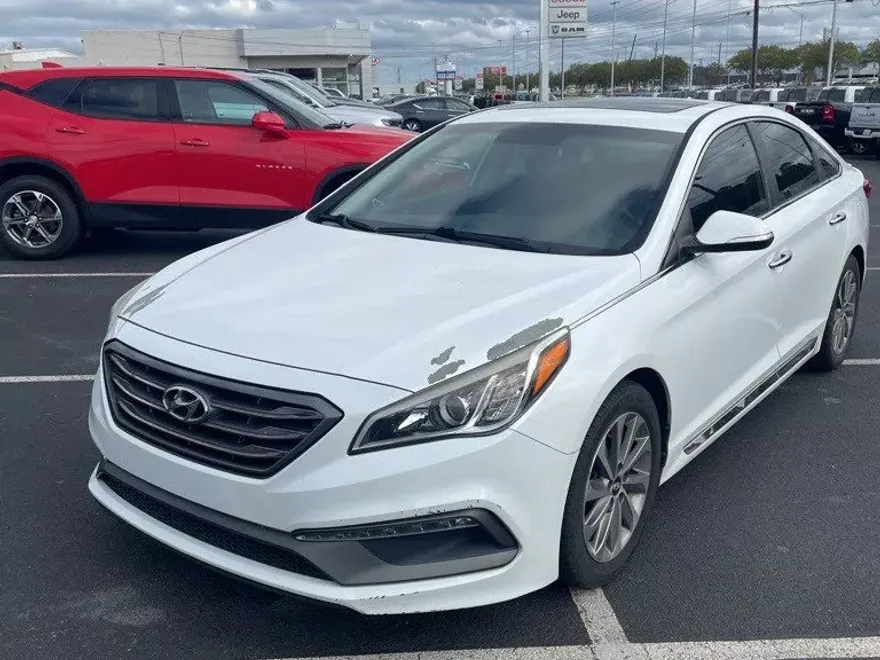2017 Hyundai Sonata Sport photo 1
