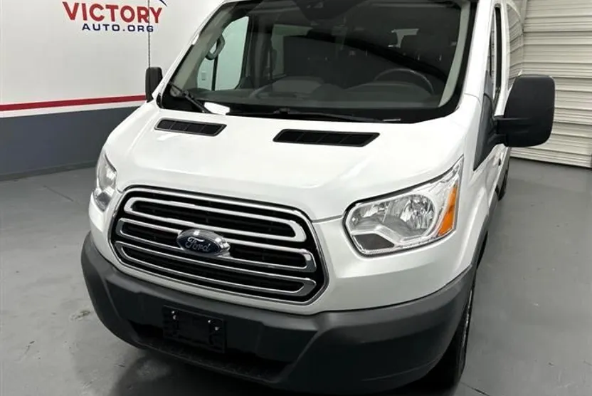 2019 Ford Transit Van photo 1