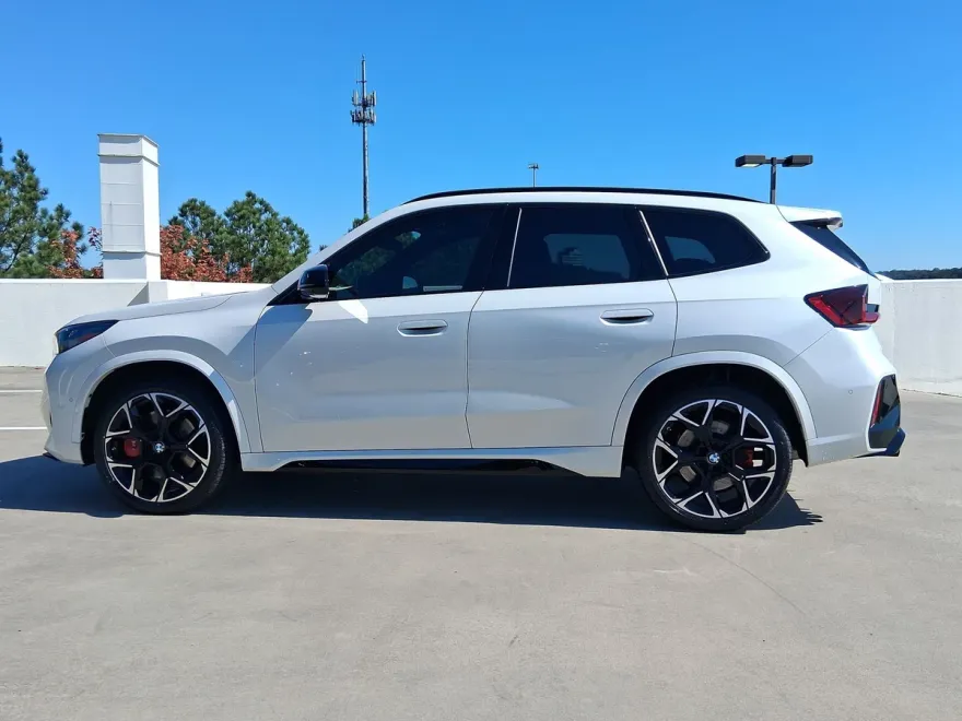 2024 Bmw X1 M35i photo 1