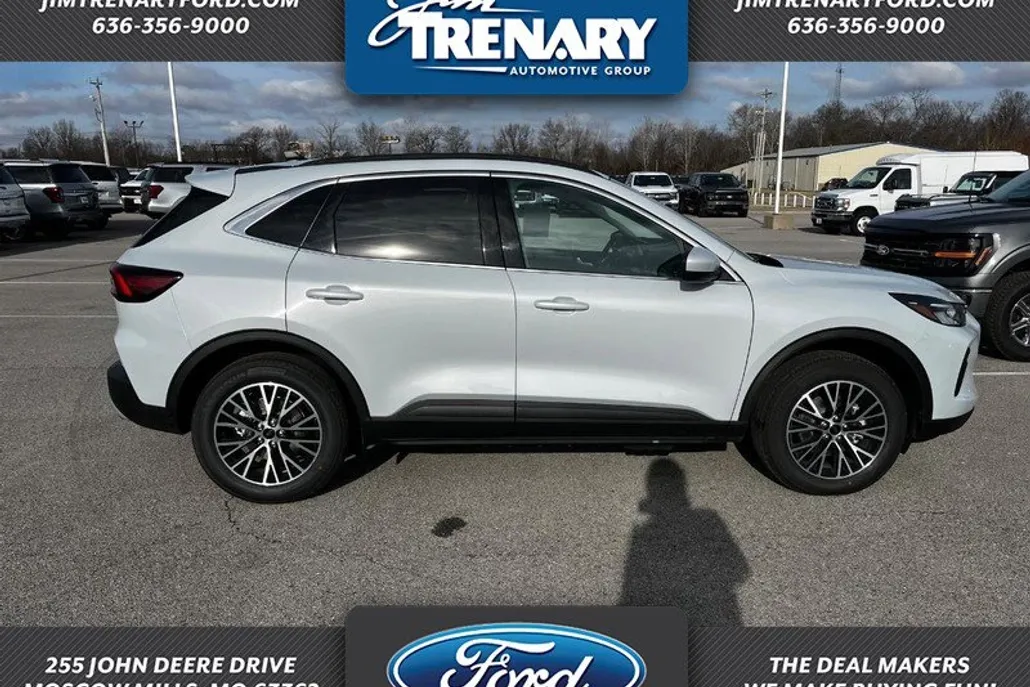 2025 Ford Escape photo 1