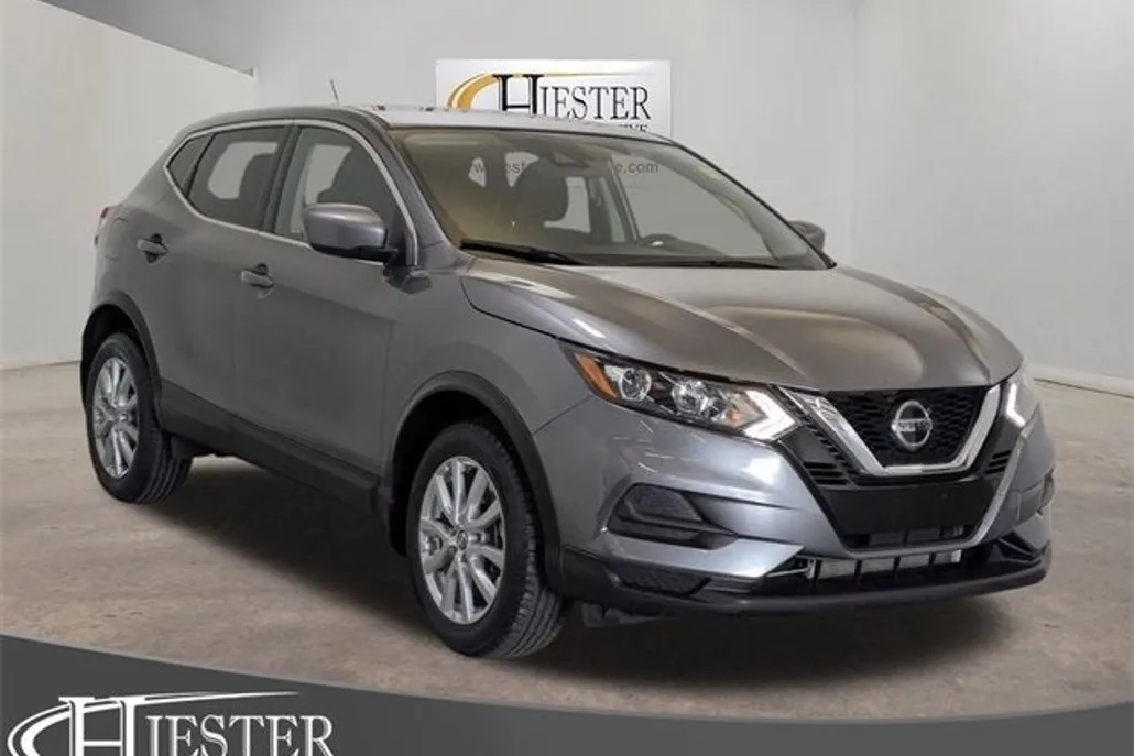 2021 Nissan Rogue Sport S photo 1