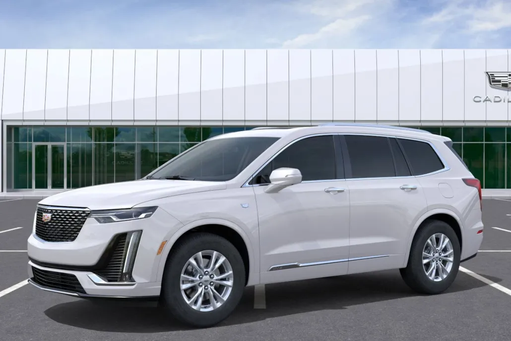 2025 Cadillac XT6 Luxury photo 1
