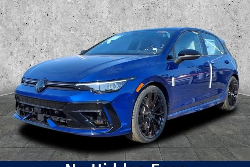 2025 Volkswagen Golf R photo 1