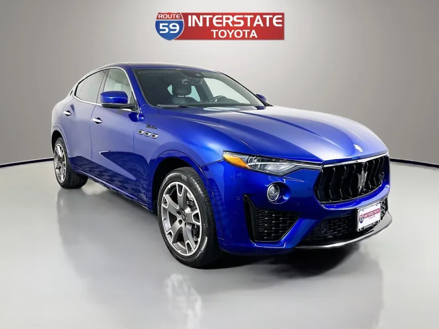 2023 Maserati Levante Modena S photo 1
