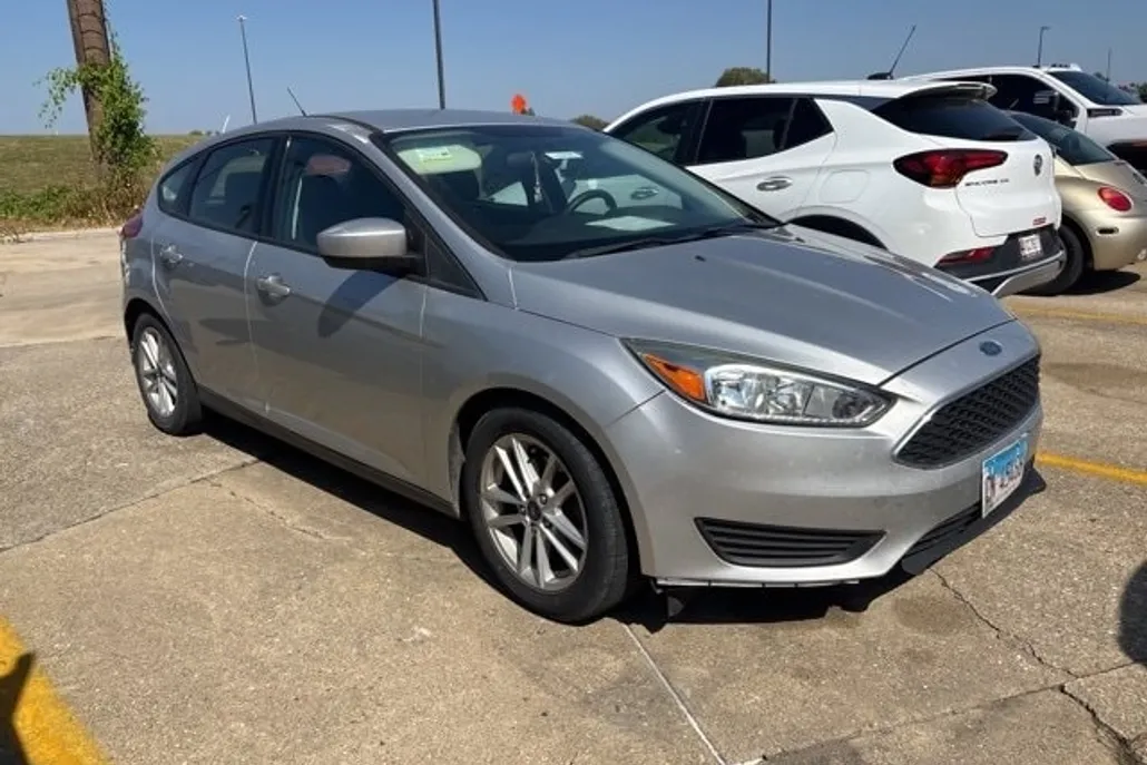 2018 Ford Focus SE photo 1