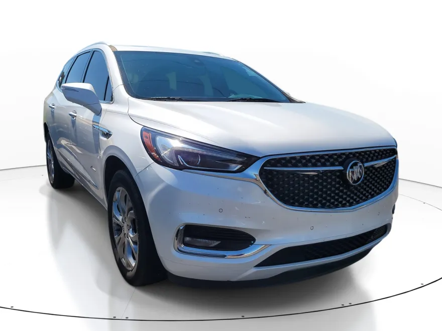 2021 Buick Enclave Avenir photo 1