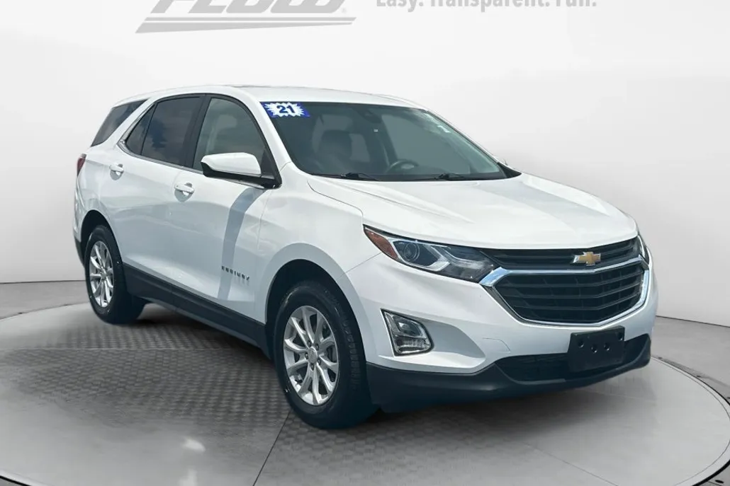 2021 Chevrolet Equinox LT photo 1