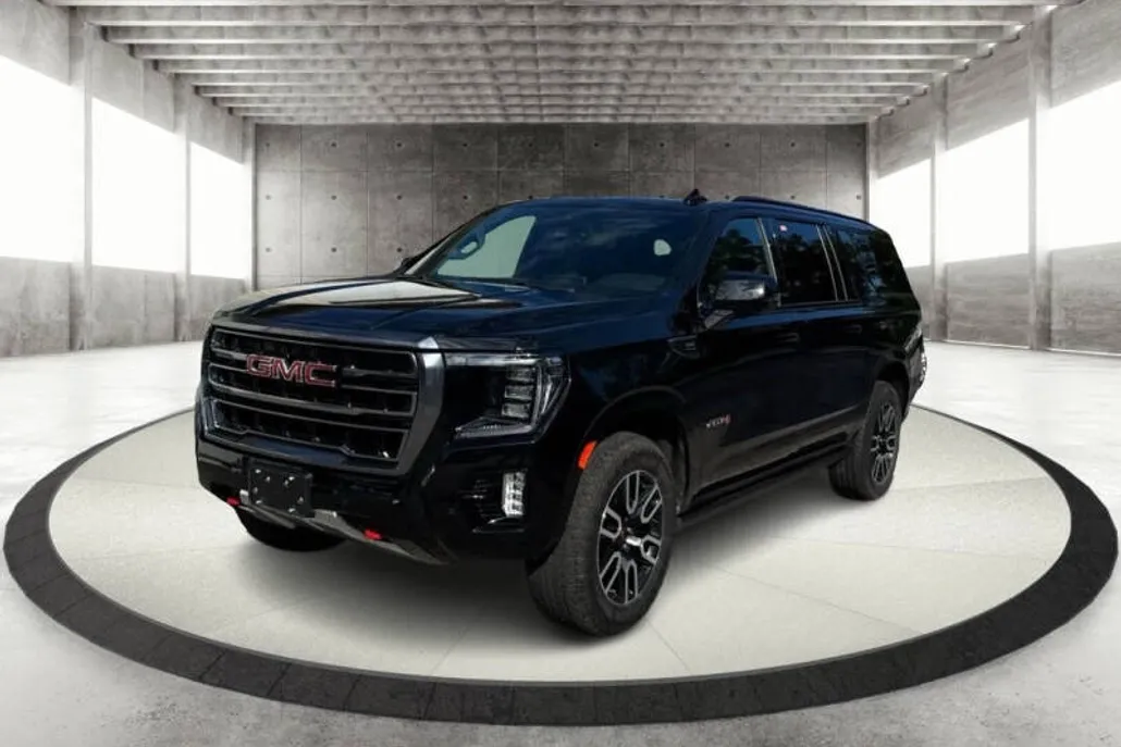 2023 Gmc Yukon XL AT4 photo 1