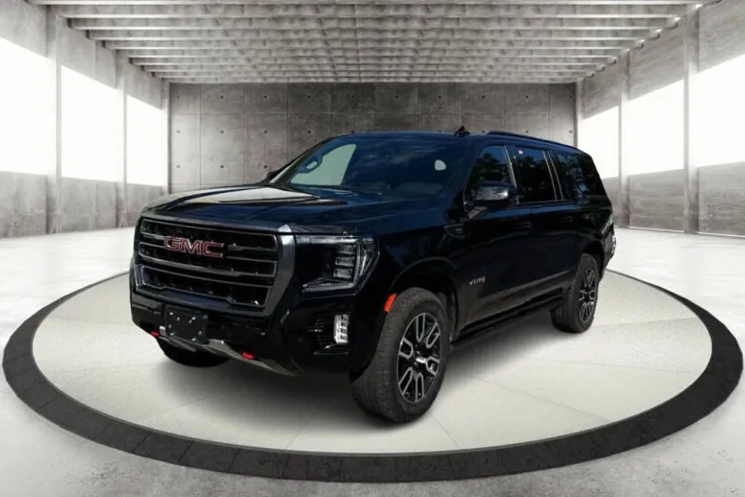 2023 Gmc Yukon XL AT4 photo 1