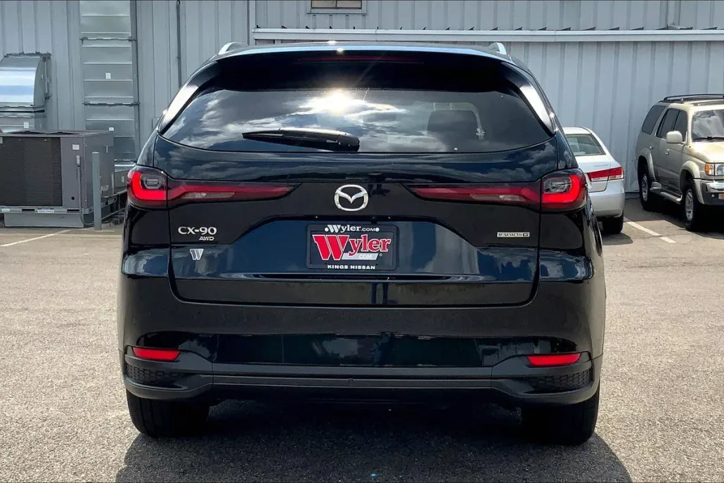 2024 Mazda CX-90 3.3 Turbo Preferred photo 1