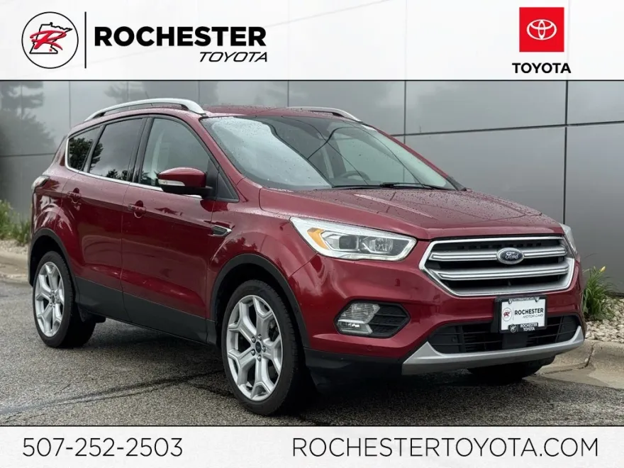 2017 Ford Escape Titanium photo 1