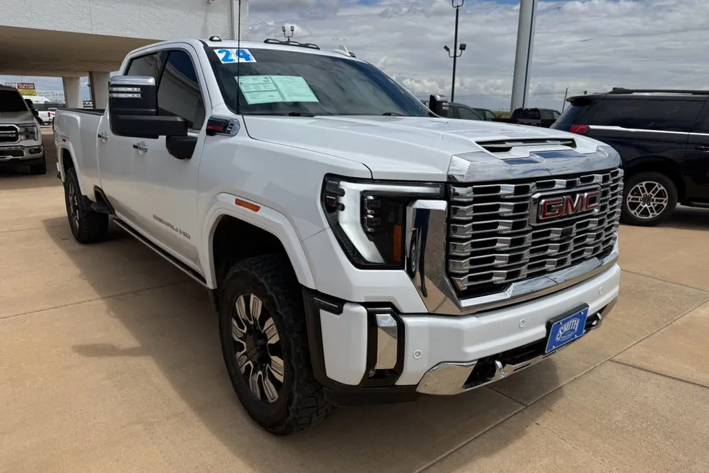 2024 Gmc Sierra HD Denali photo 1