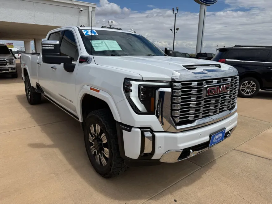 2024 Gmc Sierra HD Denali photo 1