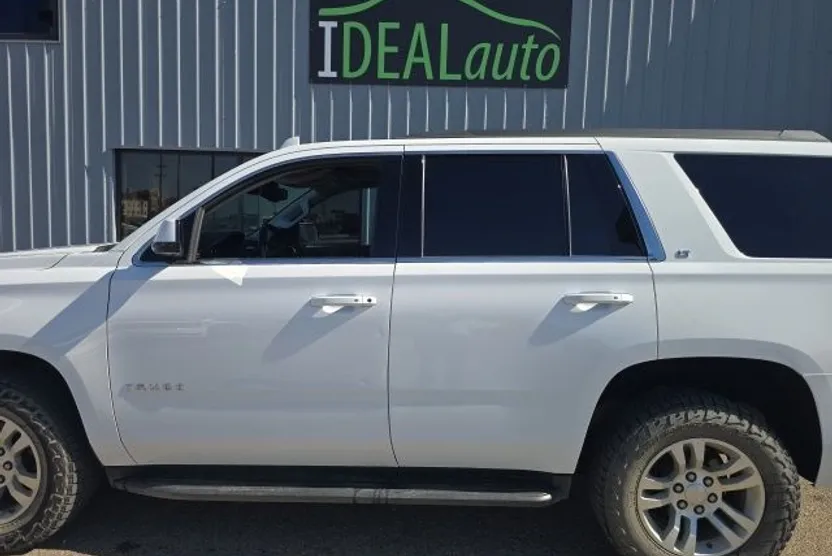 2020 Chevrolet Tahoe LT photo 1