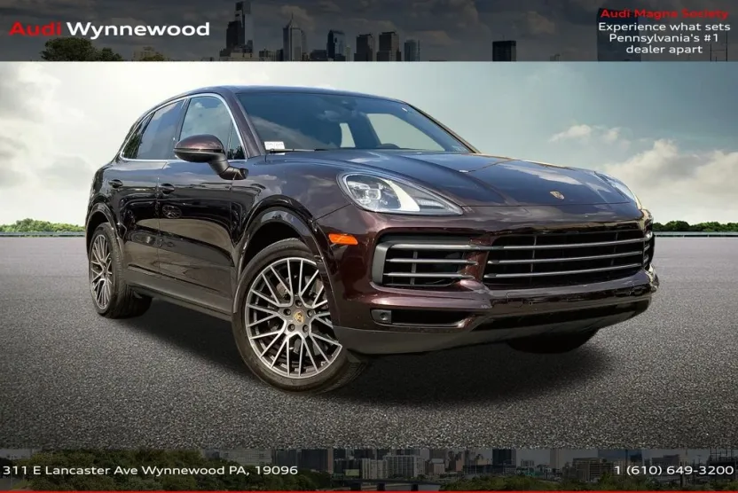 2023 Porsche Cayenne Platinum Edition photo 1