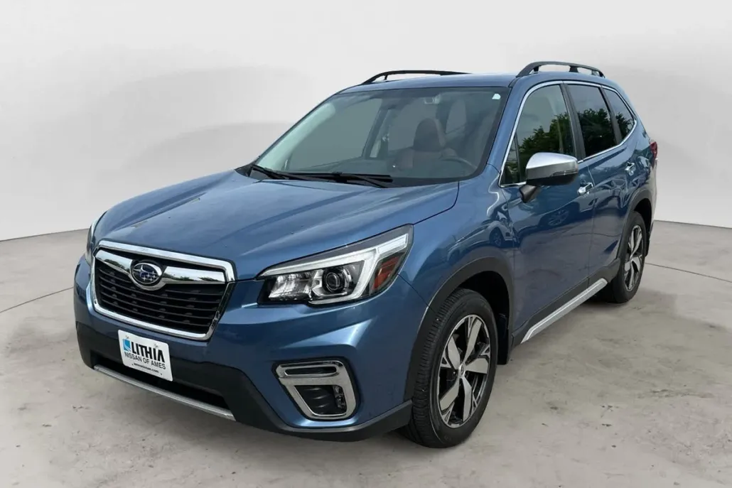 2019 Subaru Forester Touring photo 1