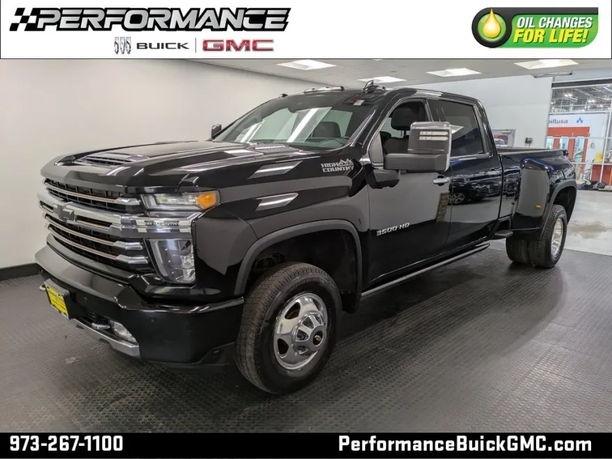 2023 Chevrolet Silverado 3500HD High Country photo 1
