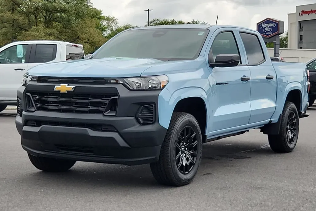 2026 Chevrolet Colorado Work Truck photo 1