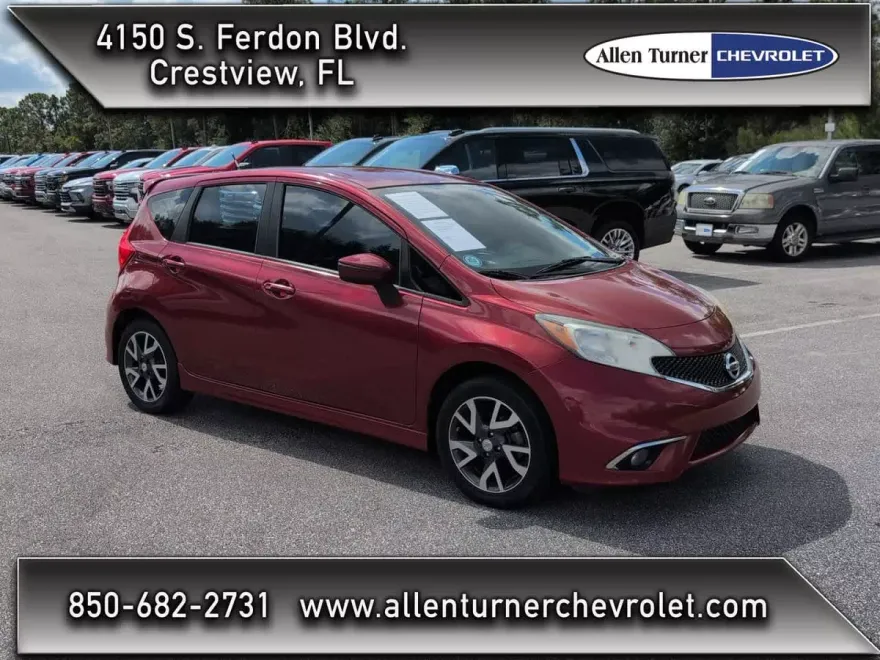 2015 Nissan Versa Note SR photo 1