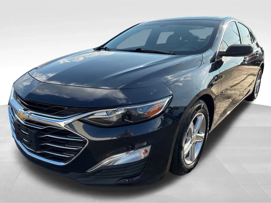 2022 Chevrolet Malibu photo 1