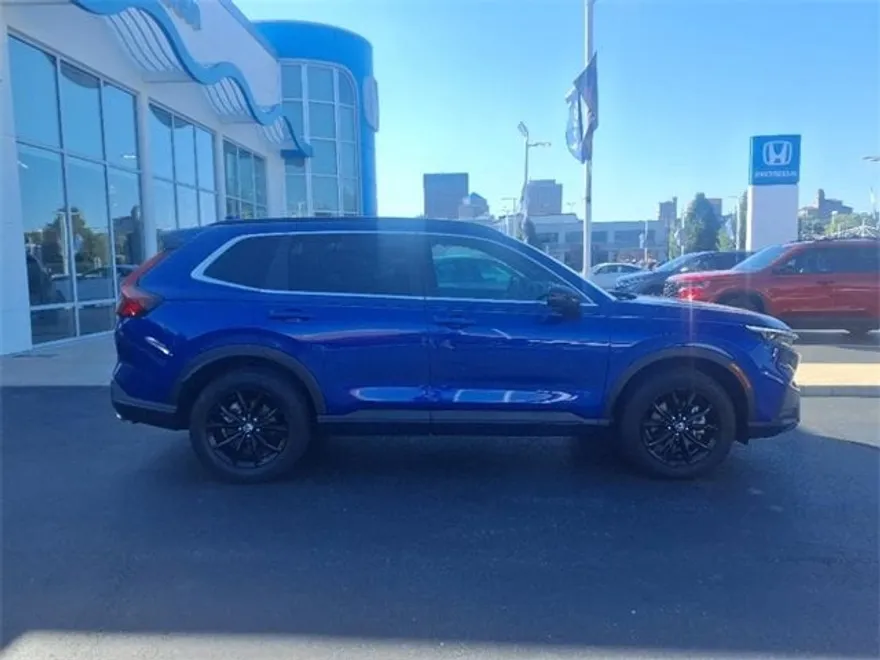 2023 Honda CR-V Hybrid Sport photo 1