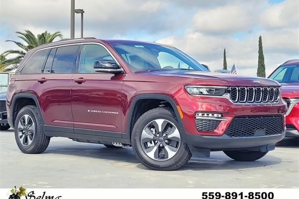 2024 Jeep Grand Cherokee 4xe Sport photo 1