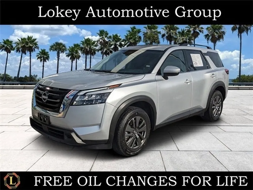 2024 Nissan Pathfinder SV photo 1