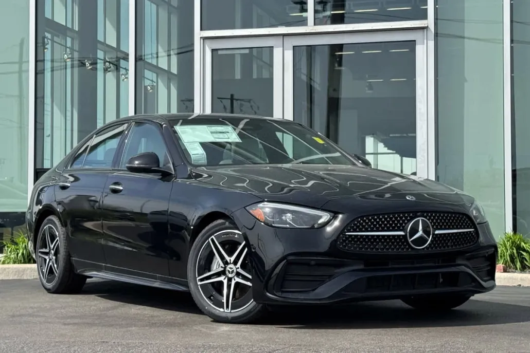 2025 Mercedes Benz C 300 4MATIC photo 1