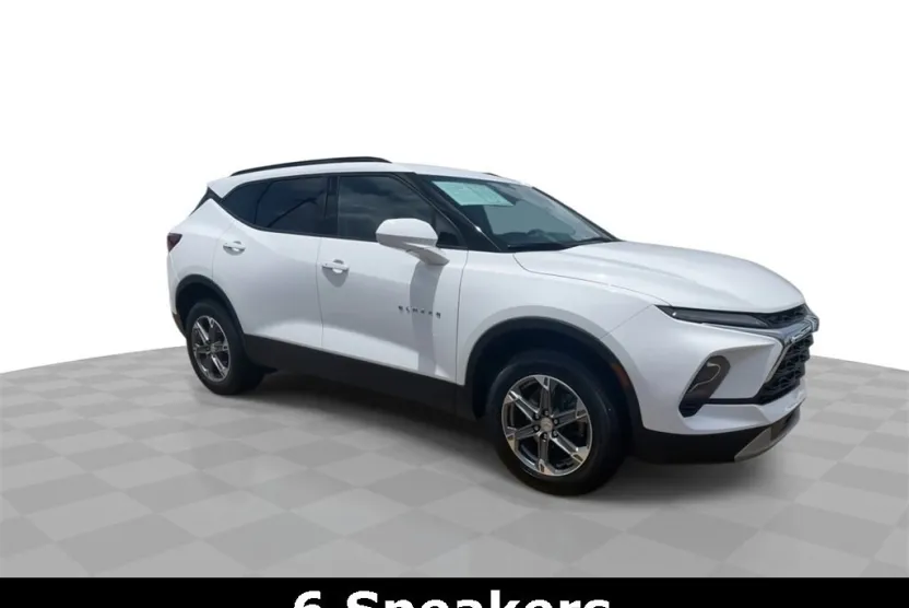 2023 Chevrolet Blazer 2LT photo 1