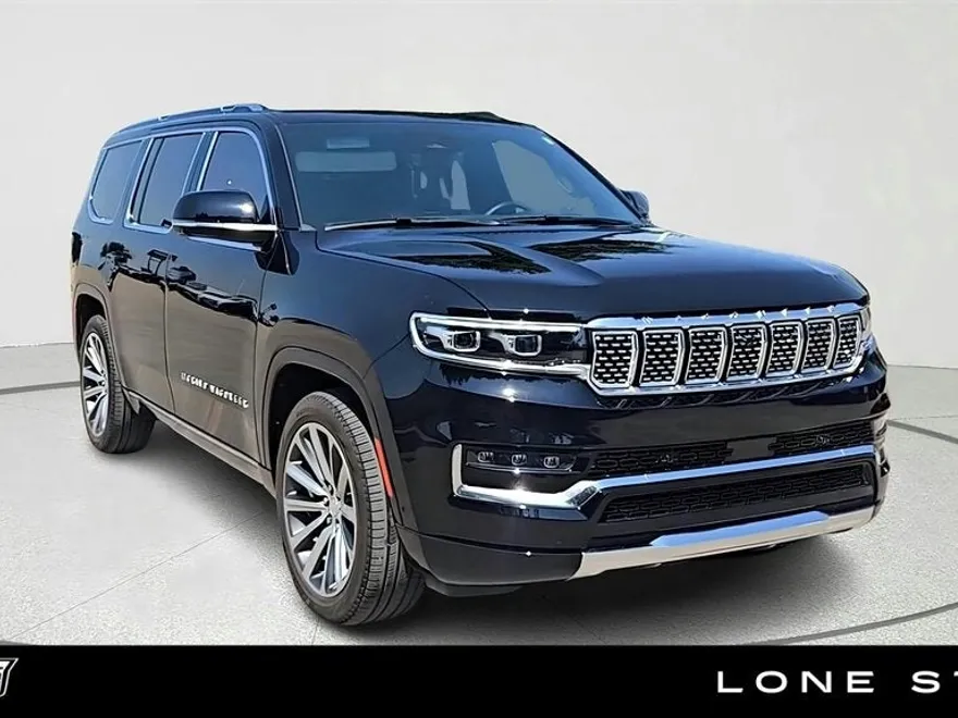 2023 Jeep Grand Wagoneer II photo 1