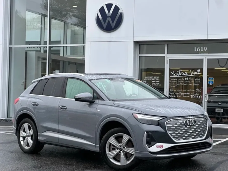 2023 Audi Q4 50 E-tron Premium photo 1