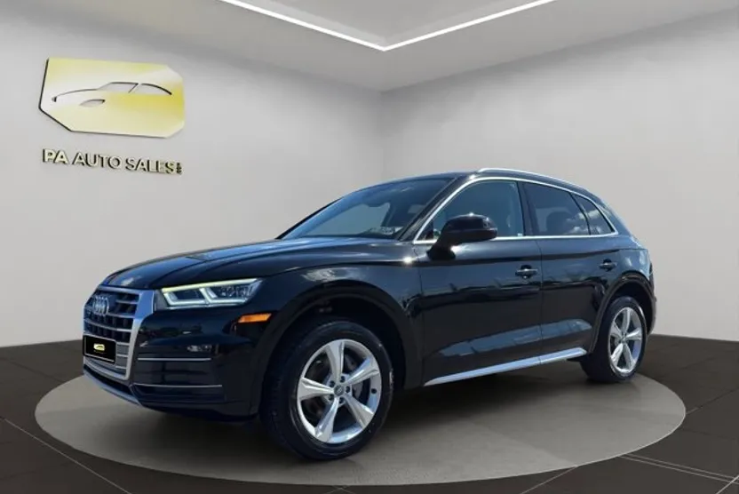 2020 Audi Q5 Premium Plus photo 1