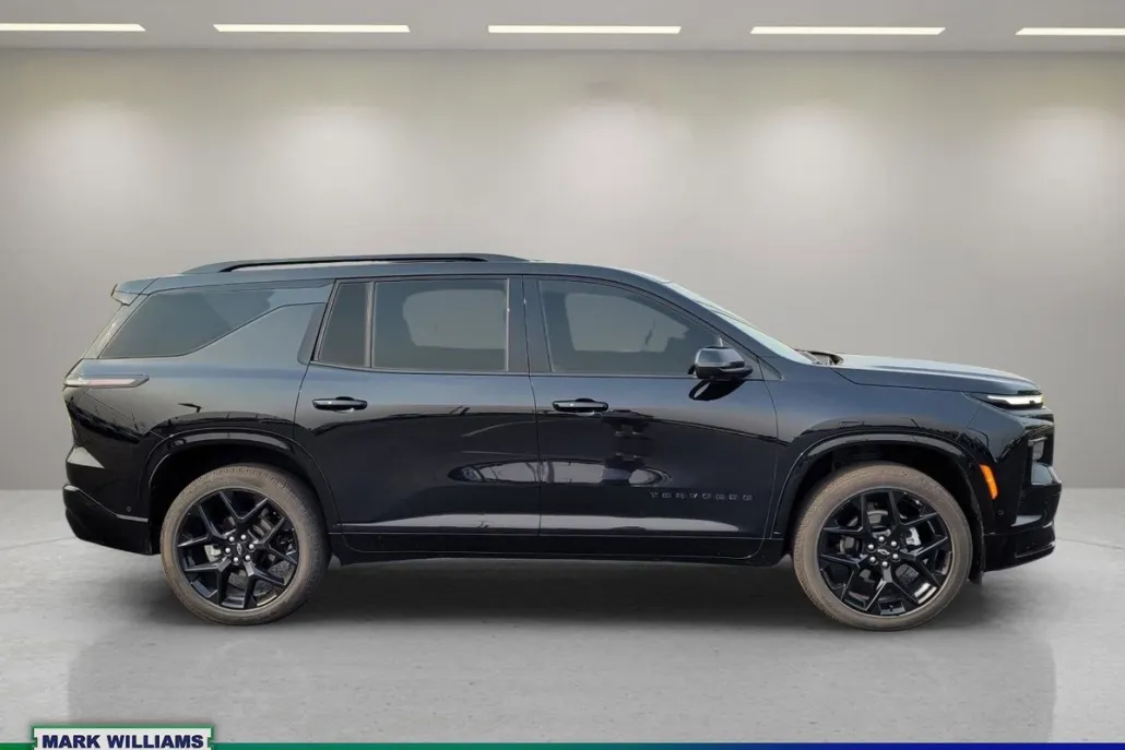 2024 Chevrolet Traverse RS photo 1