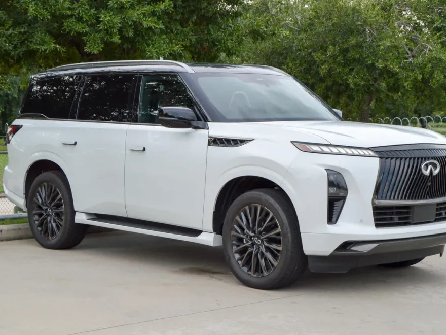 2025 Infiniti QX80 photo 1