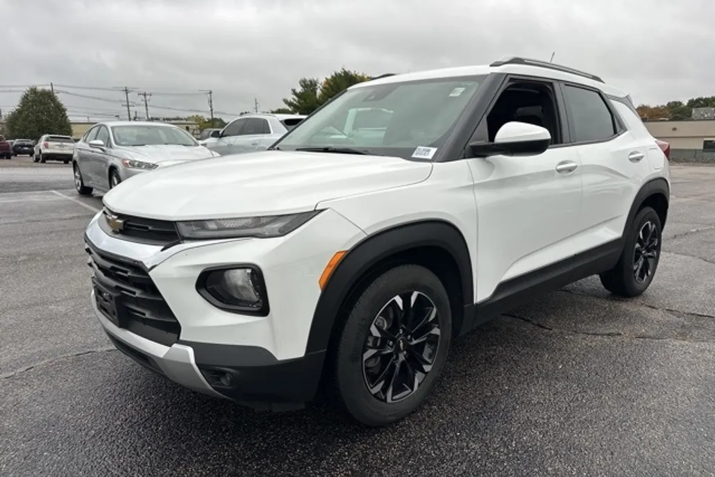 2021 Chevrolet Trailblazer LT photo 1