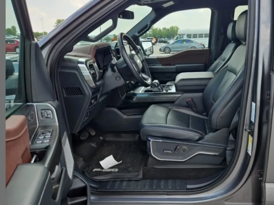2023 Ford F-150 Lariat photo 1