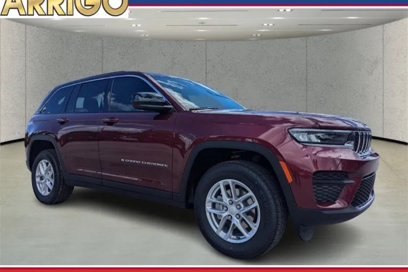 2025 Jeep Grand Cherokee Laredo X photo 1