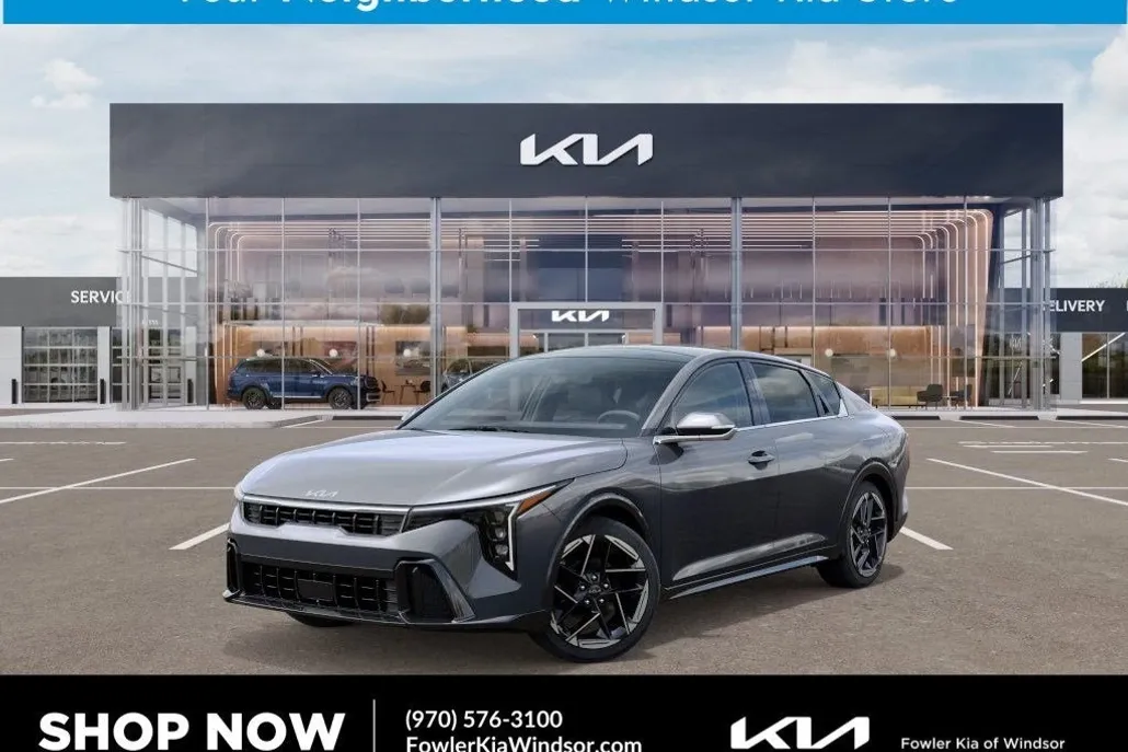 2025 Kia K4 GT-Line photo 1