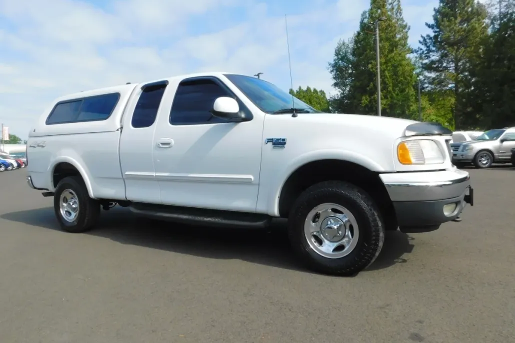2001 Ford F-150 XLT photo 1
