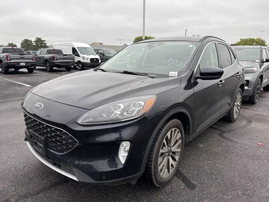 2021 Ford Escape Titanium photo 1